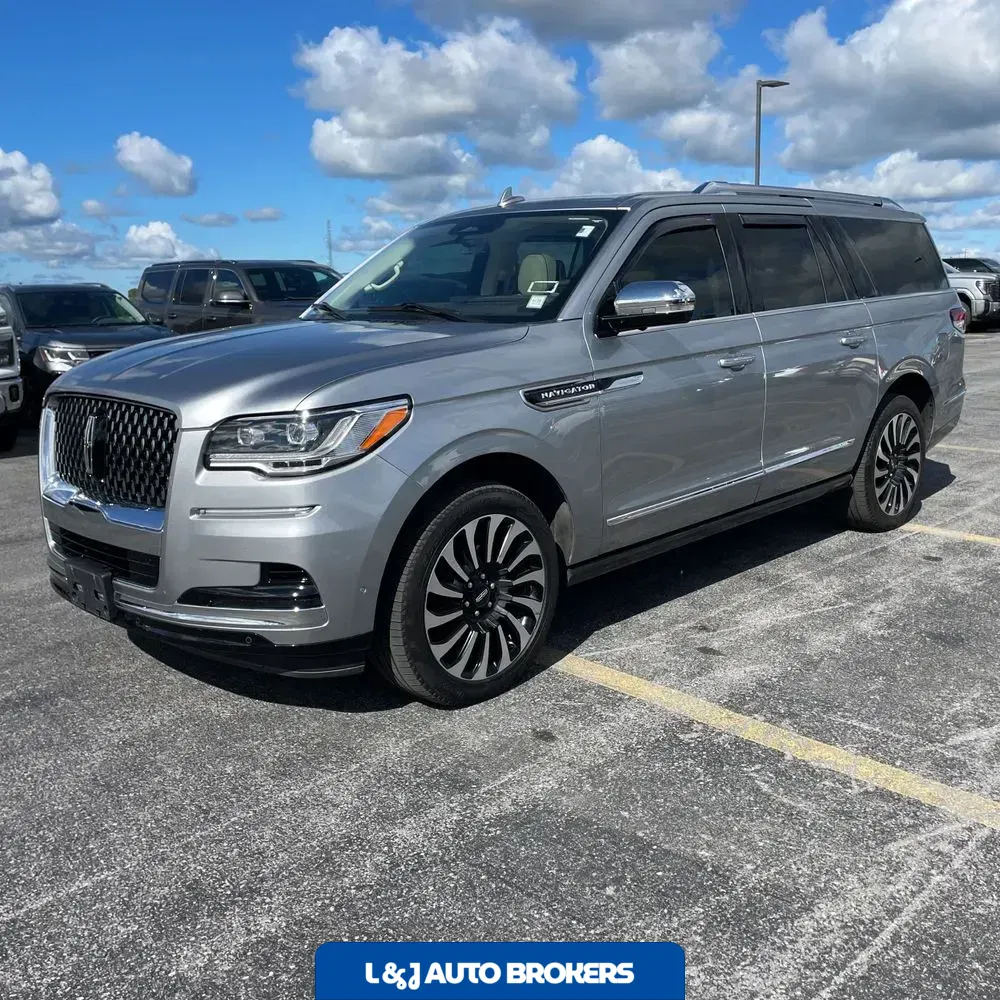 2023 Lincoln Navigator L Black Label