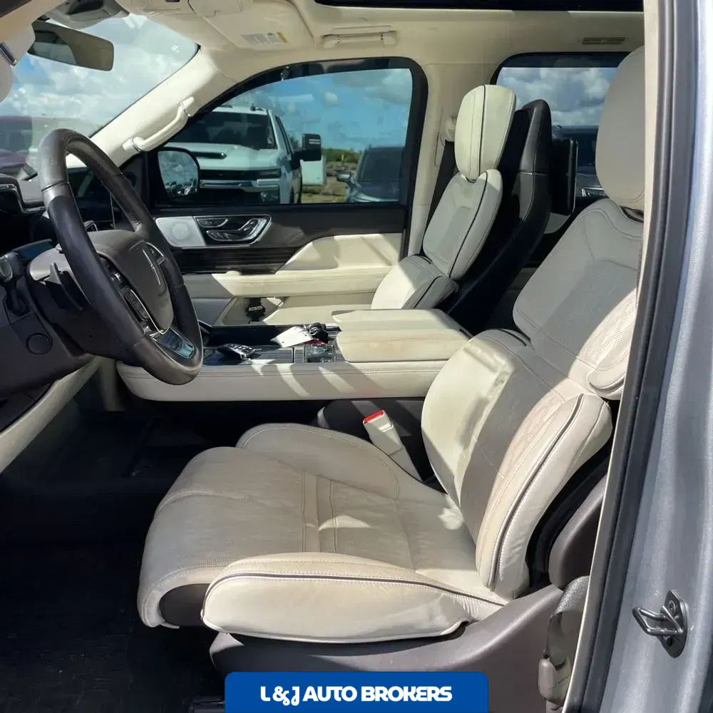 2023 Lincoln Navigator L Black Label