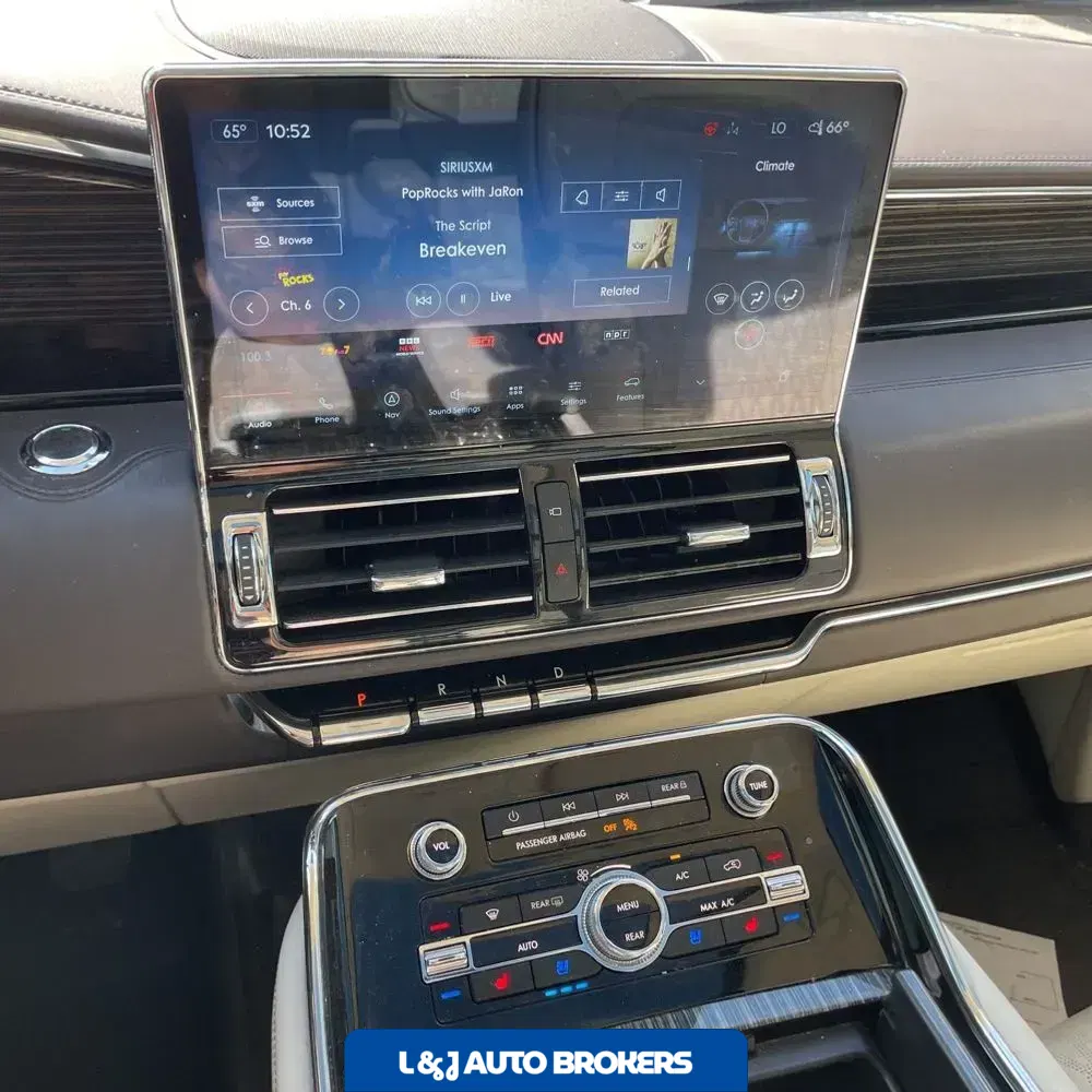 2023 Lincoln Navigator L Black Label