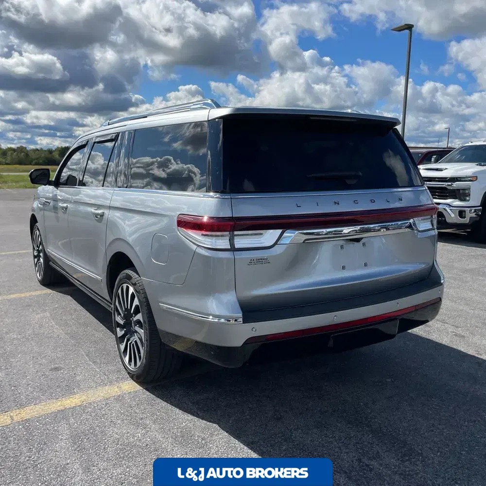 2023 Lincoln Navigator L Black Label