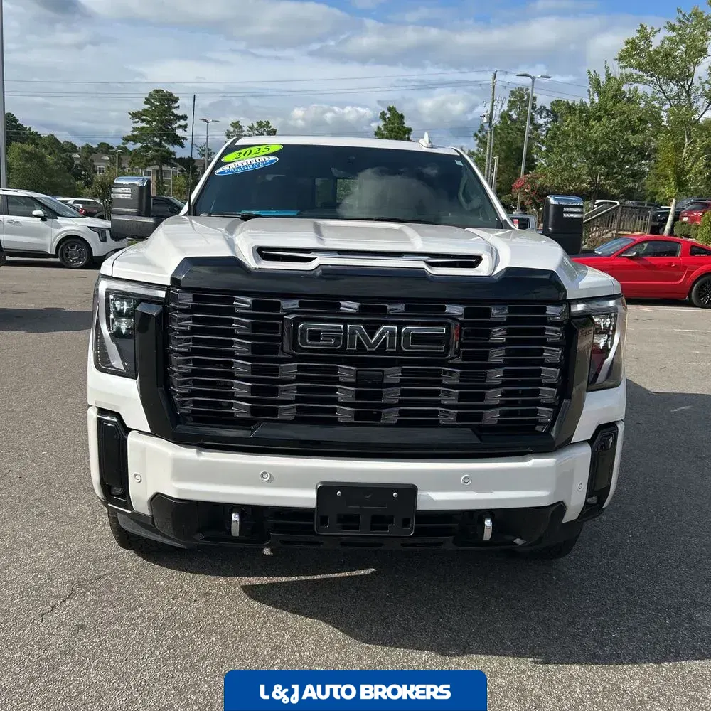 2025 GMC Sierra 2500HD Denali Ultimate