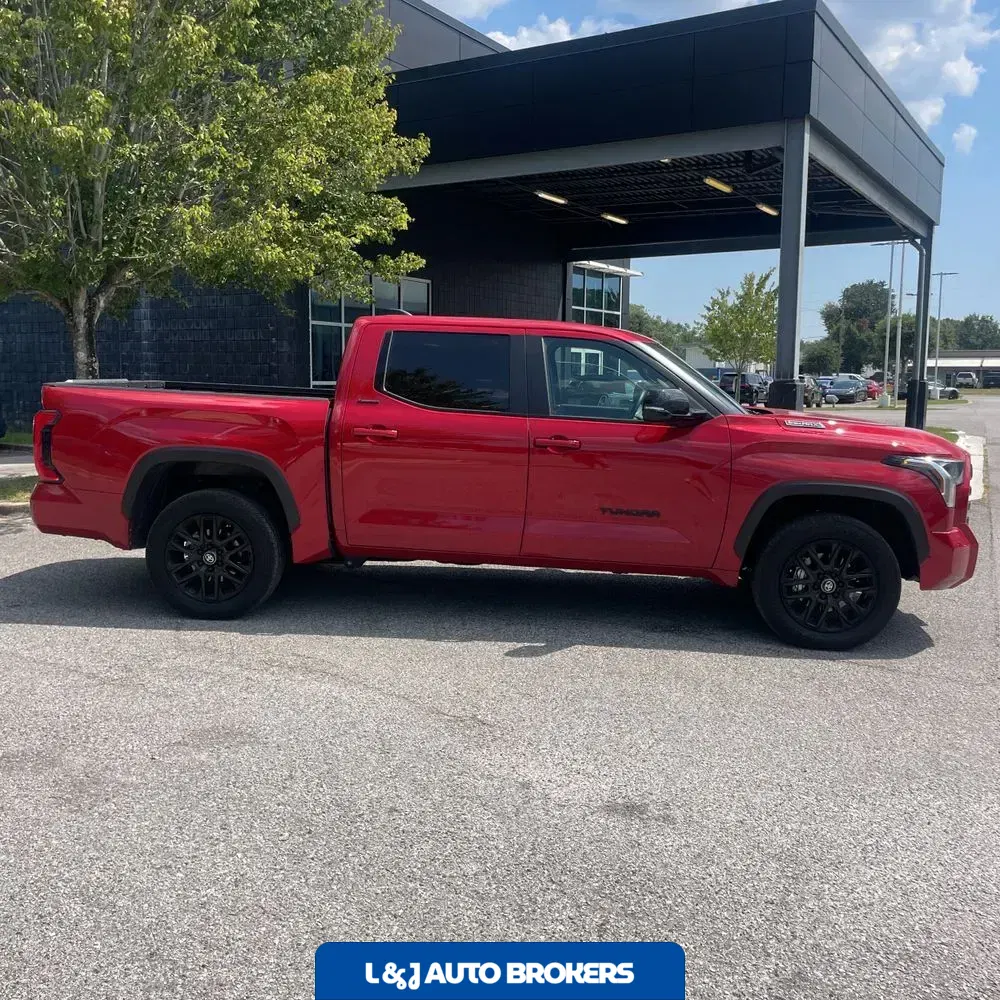 2025 Toyota Tundra Limited HV
