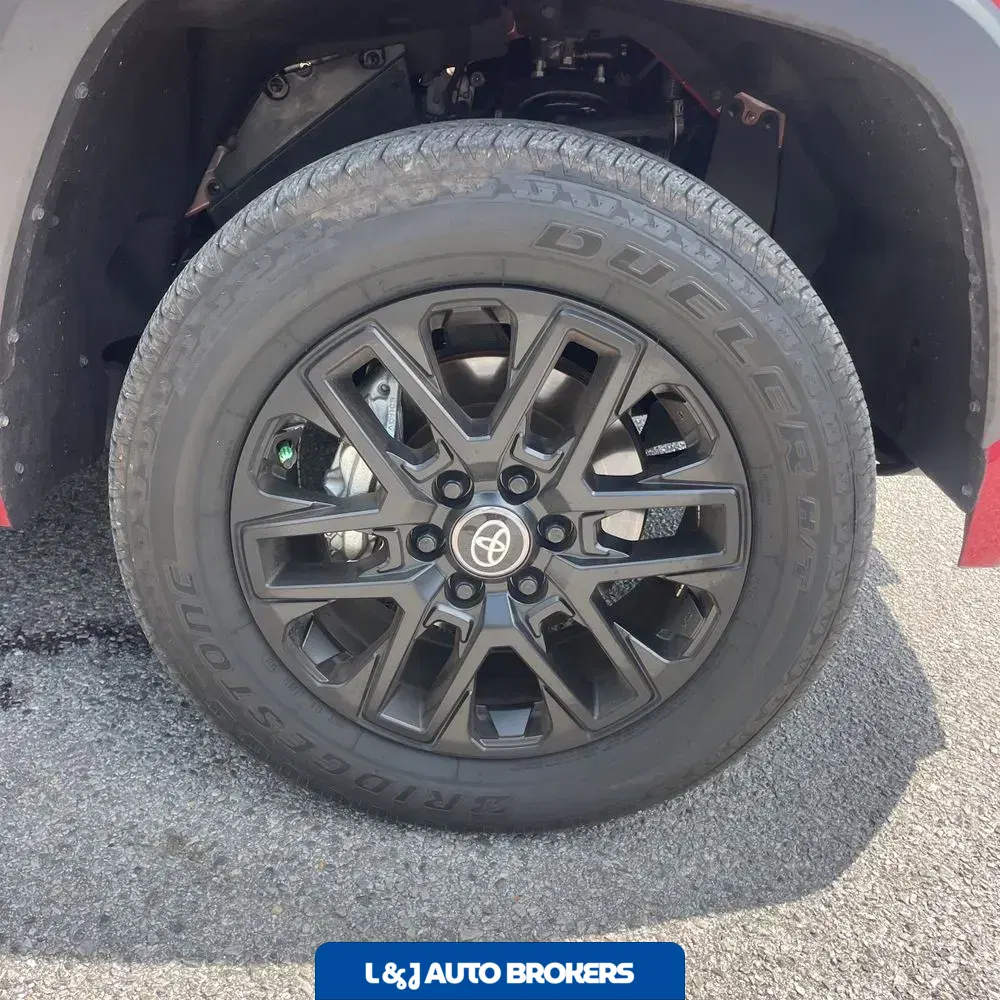 2025 Toyota Tundra Limited HV