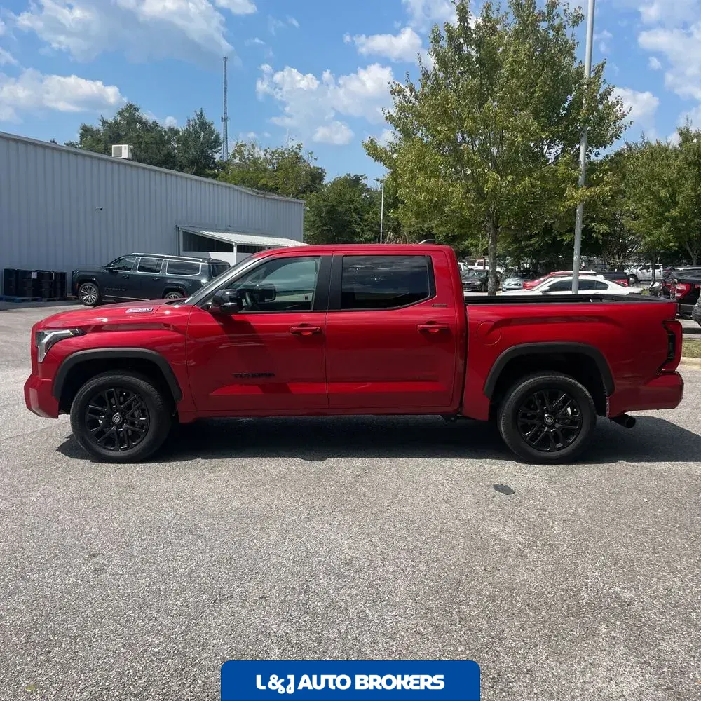 2025 Toyota Tundra Limited HV
