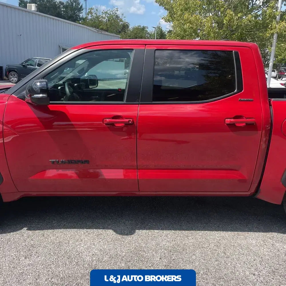 2025 Toyota Tundra Limited HV
