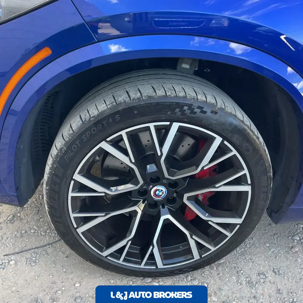 2023 BMW X5 M