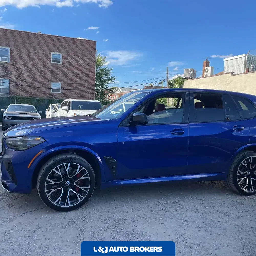 2023 BMW X5 M