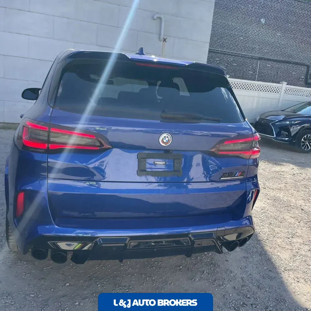 2023 BMW X5 M