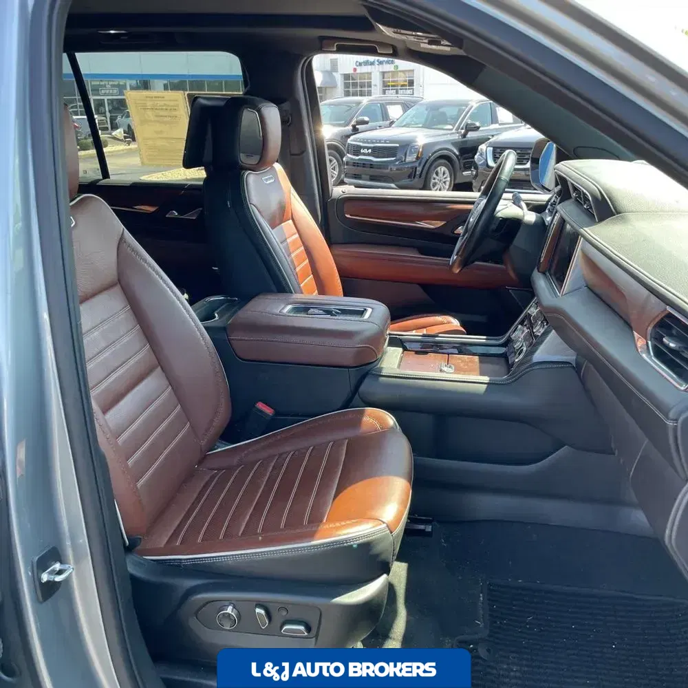 2023 GMC Yukon Denali Ultimate