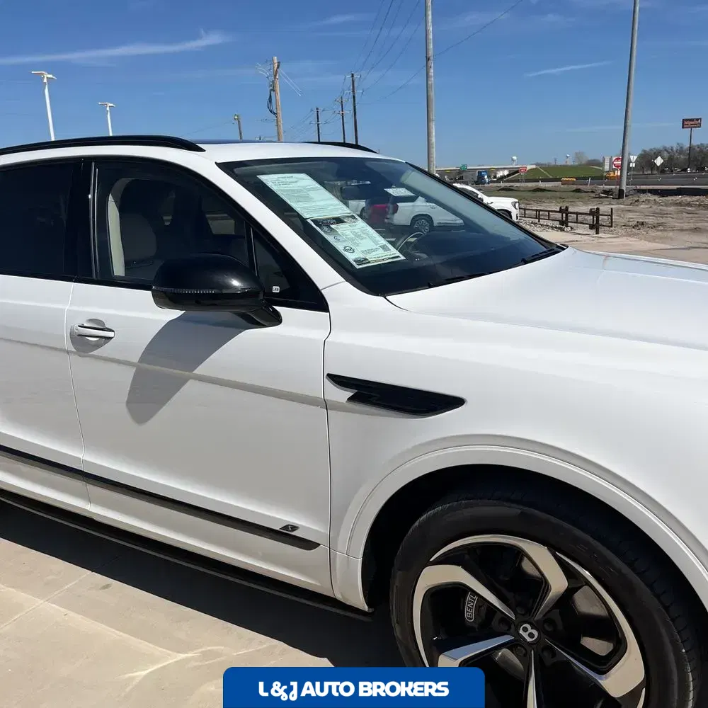 2022 Bentley Bentayga V8