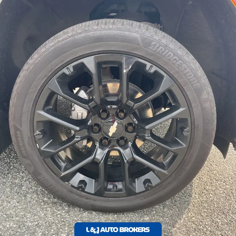 2022 Chevrolet Suburban High Country