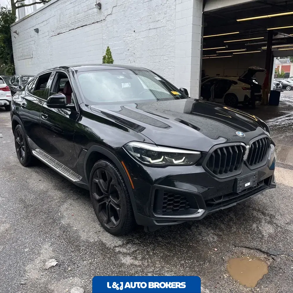 2022 BMW X6 XDrive40i
