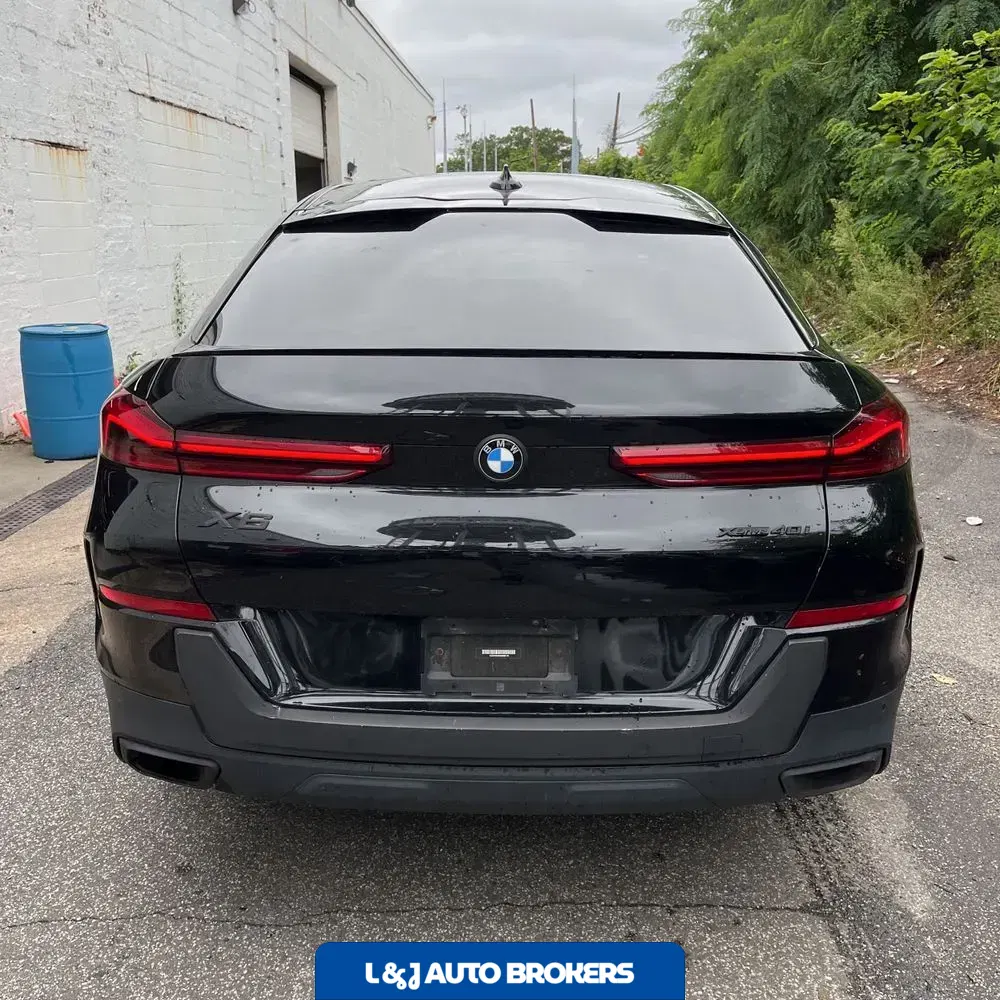 2022 BMW X6 XDrive40i