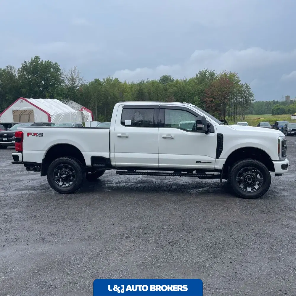 2024 Ford F250 S/D Lariat