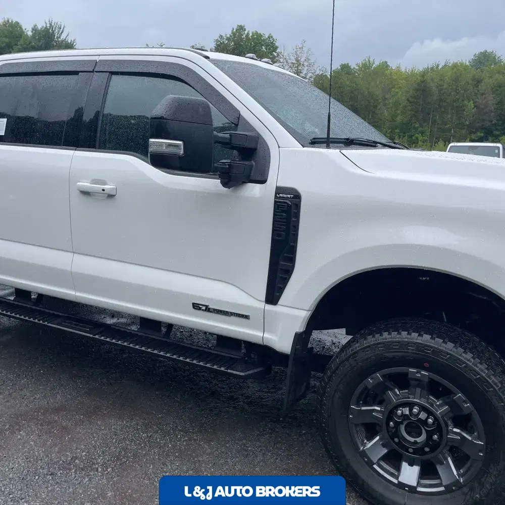 2024 Ford F250 S/D Lariat