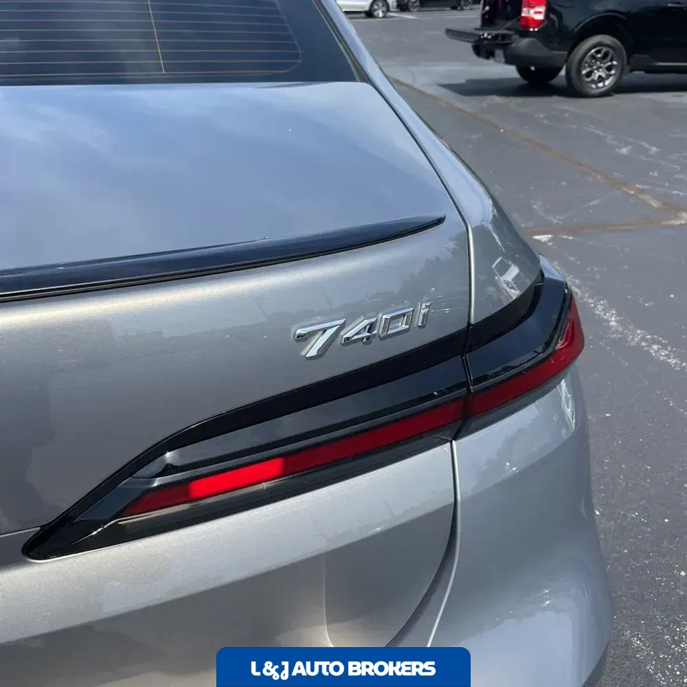 2024 BMW 7-Series 740i xDrive