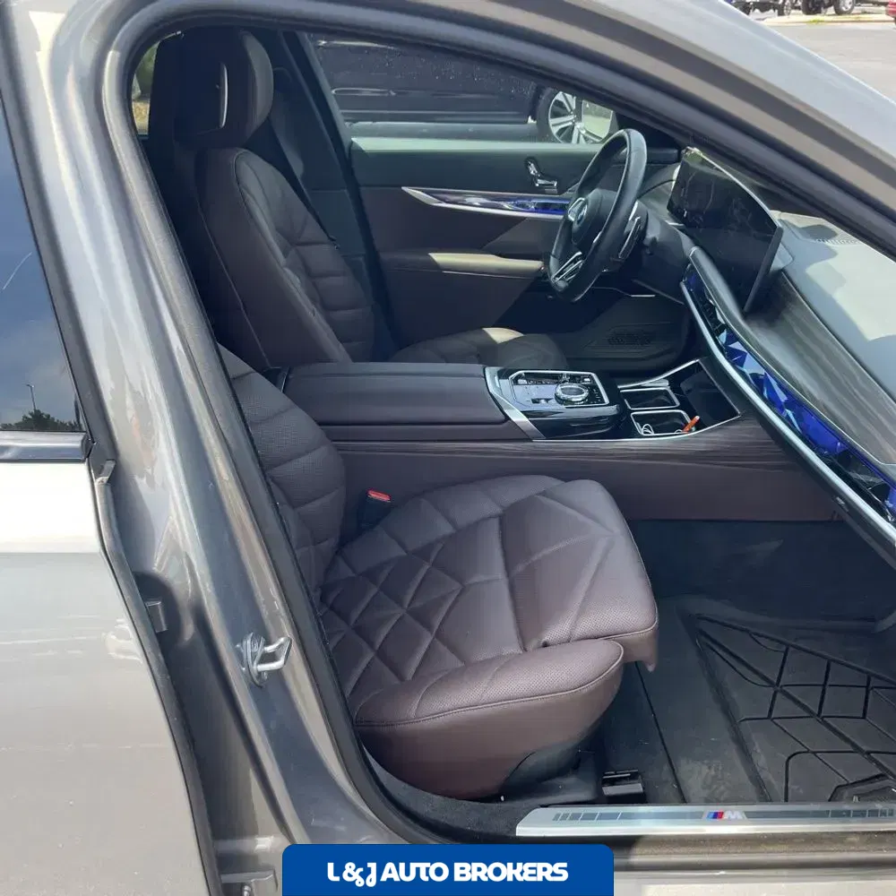 2024 BMW 7-Series 740i xDrive