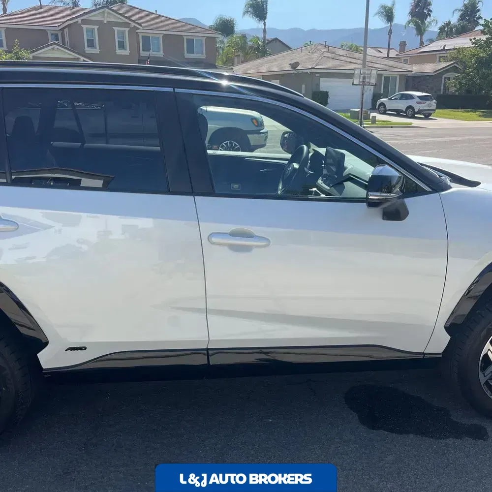 2025 Toyota RAV4 Plug-in Hybrid XSE