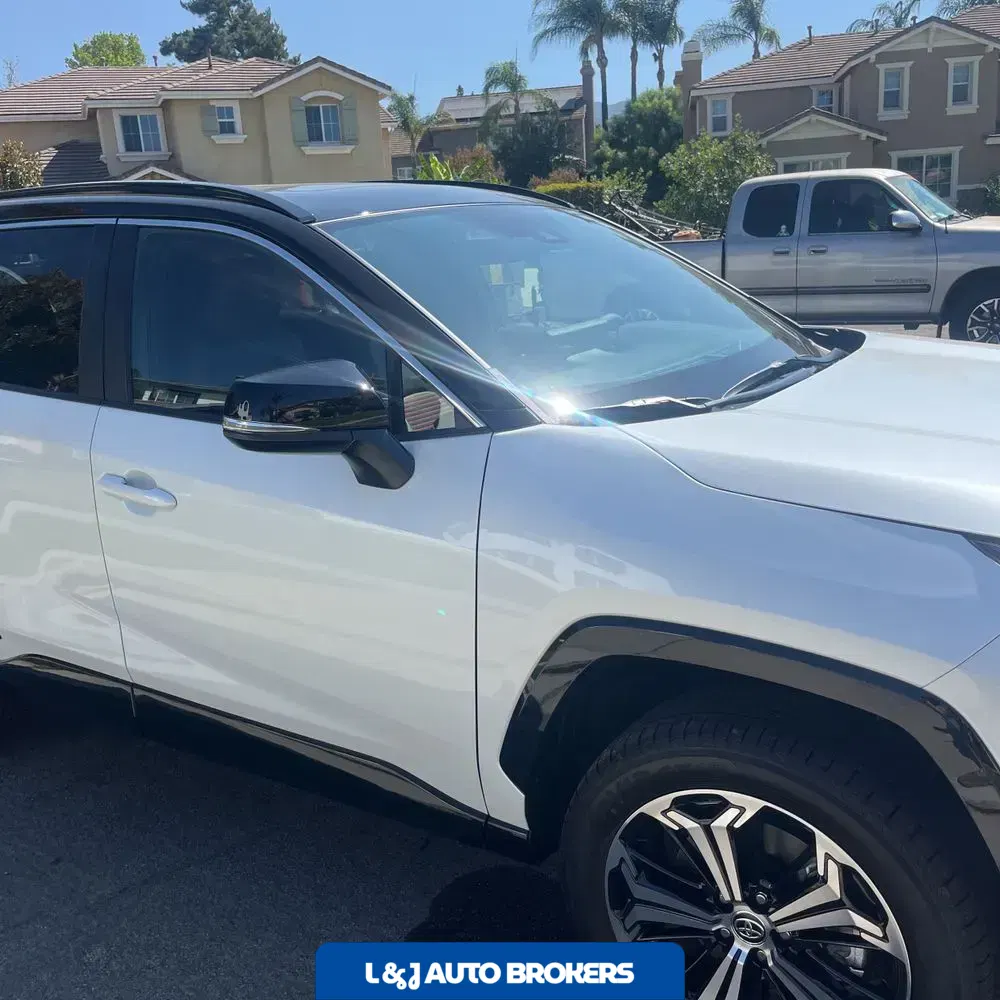 2025 Toyota RAV4 Plug-in Hybrid XSE