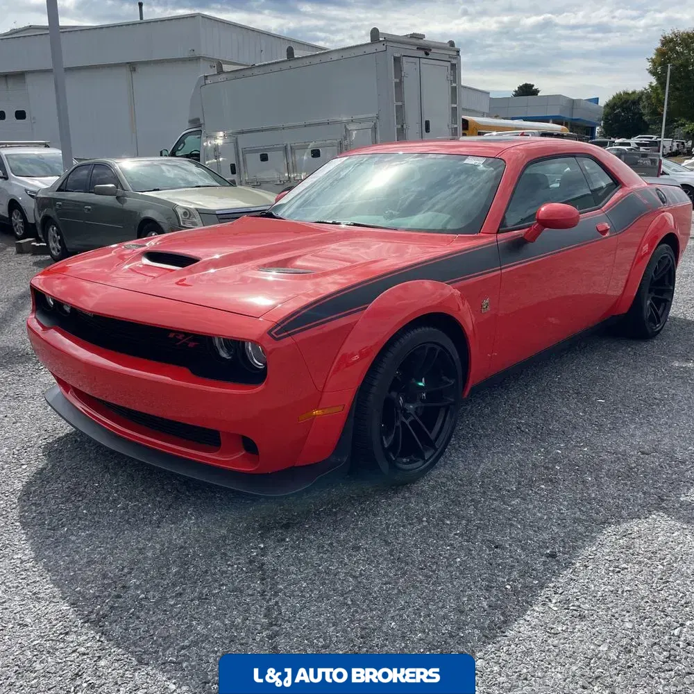 2023 Dodge Challenger R/T SCAT PACK