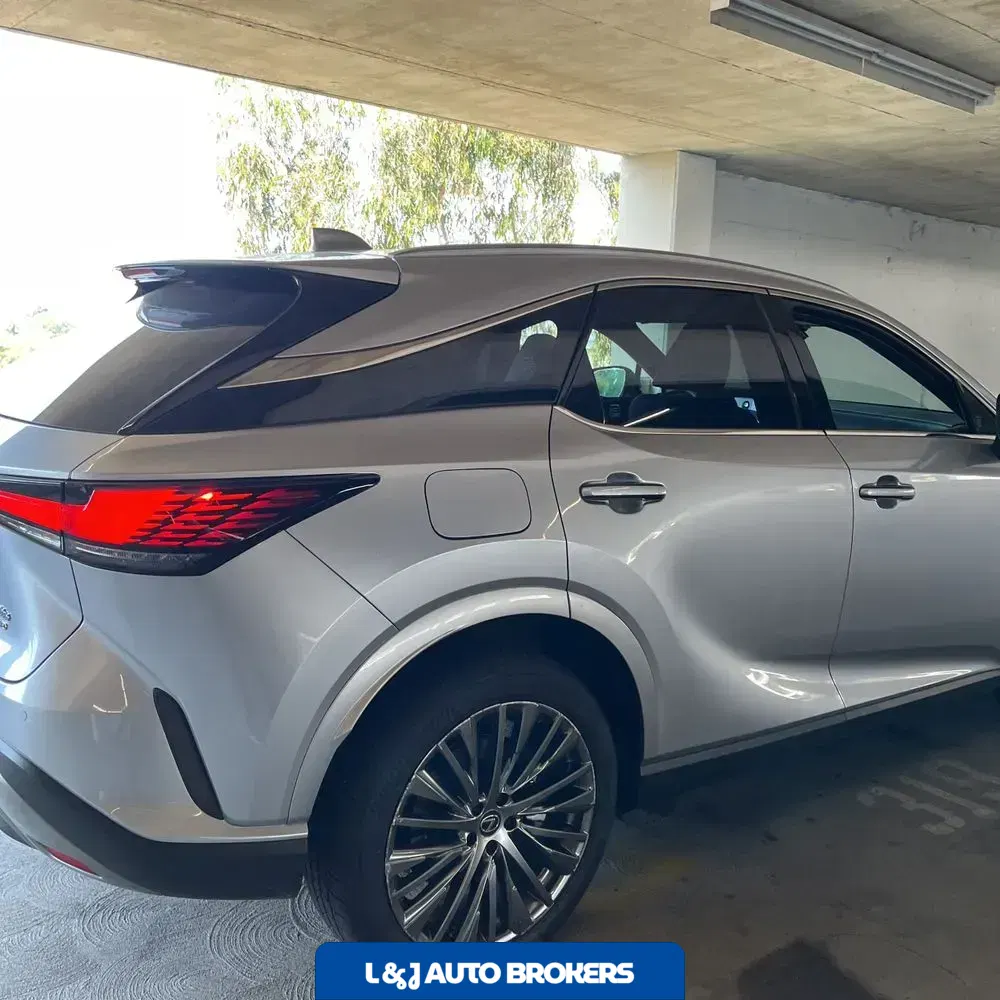 2024 Lexus RX 450h+ Luxury