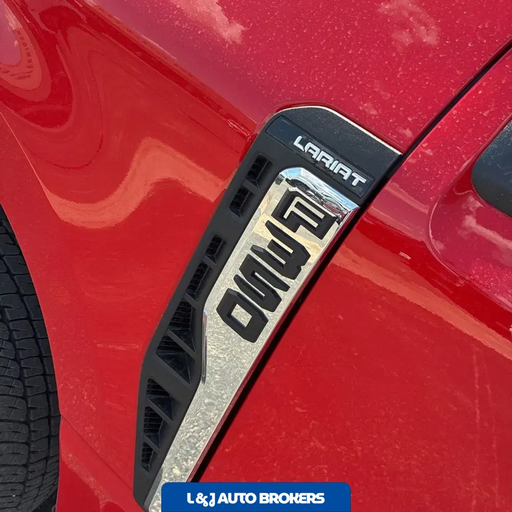 2025 Ford F-350 Super Duty Lariat