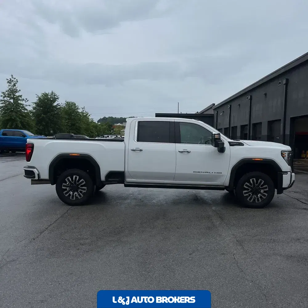 2024 GMC Sierra 3500 Denali Ultimate