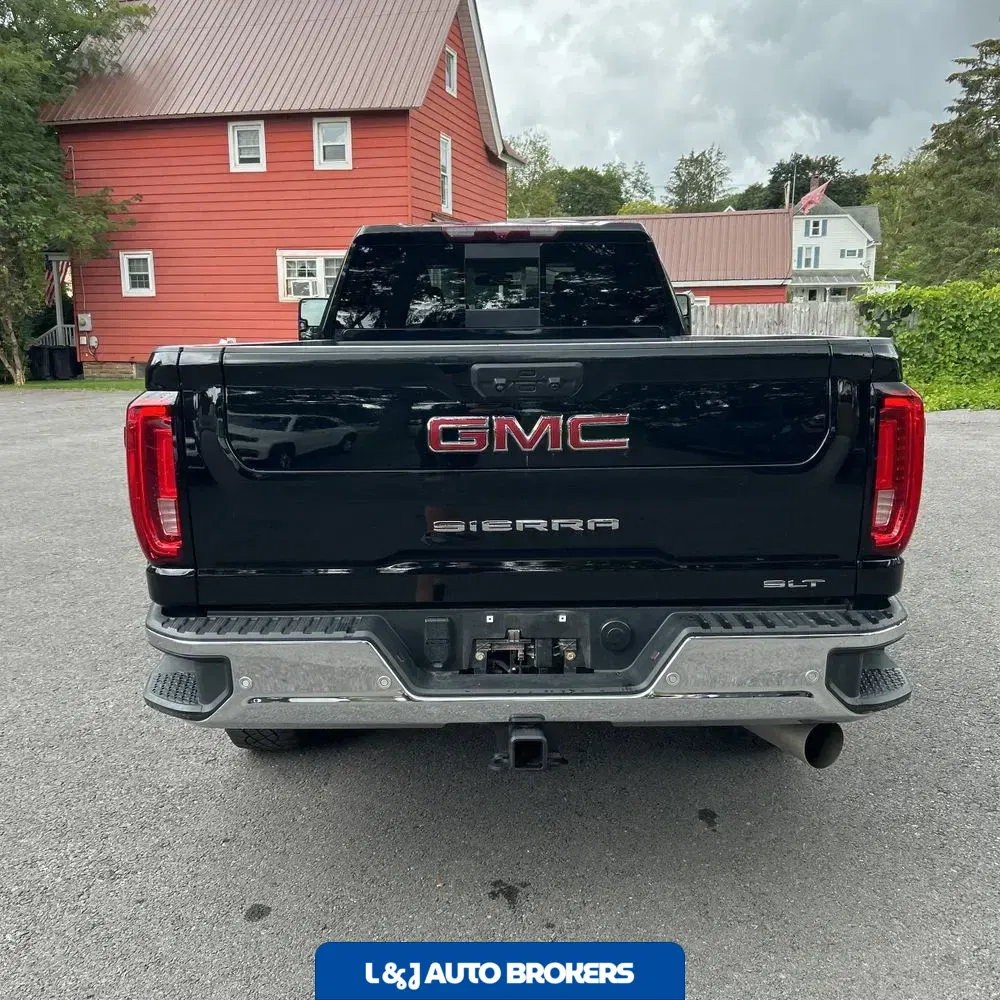 2023 GMC Sierra 2500HD SLT