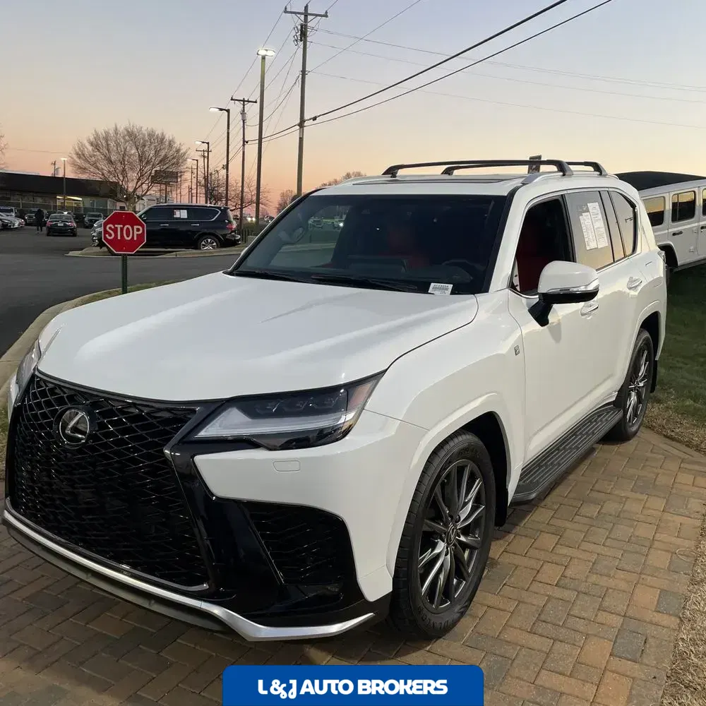 2024 Lexus LX 600 F SPORT Handling