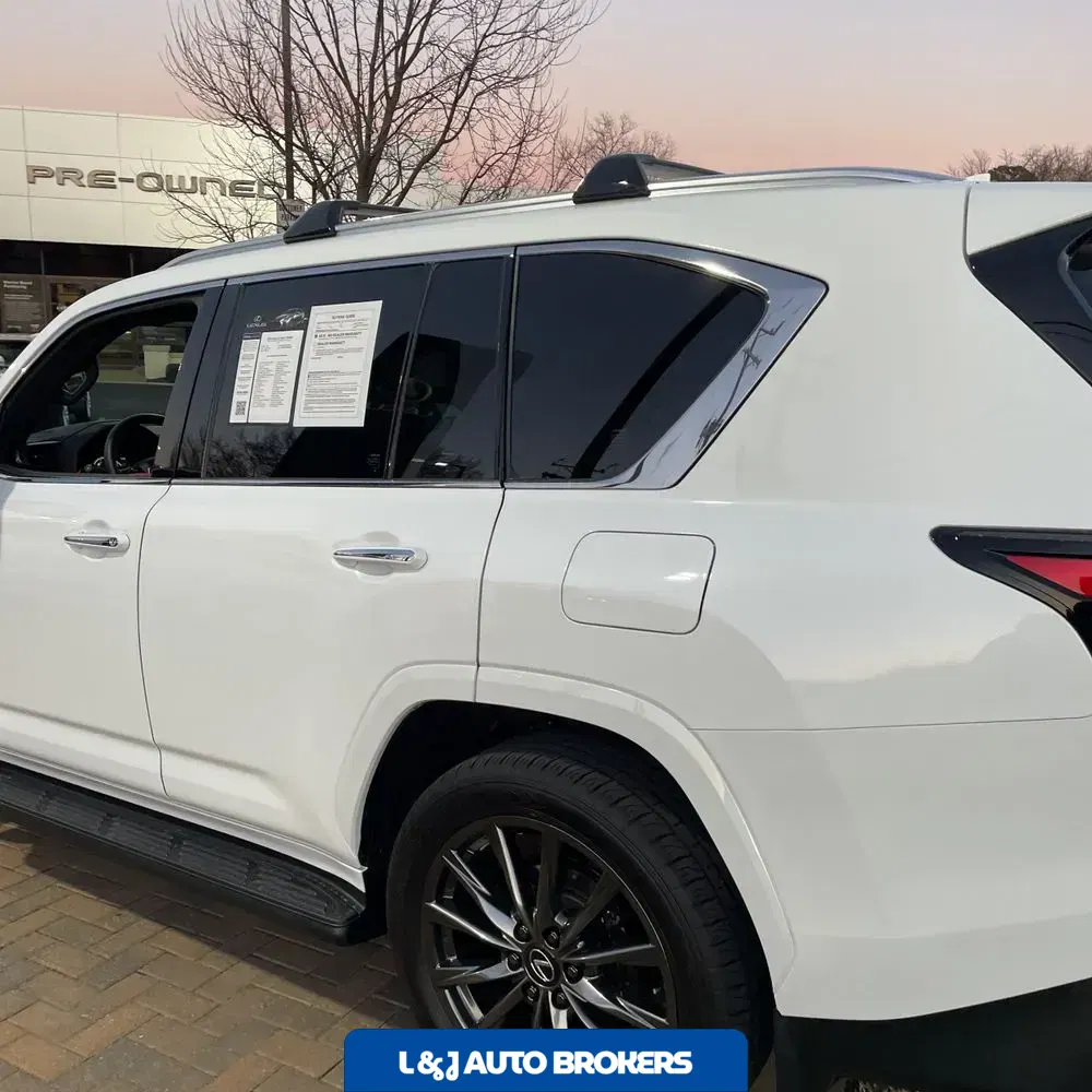 2024 Lexus LX 600 F SPORT Handling
