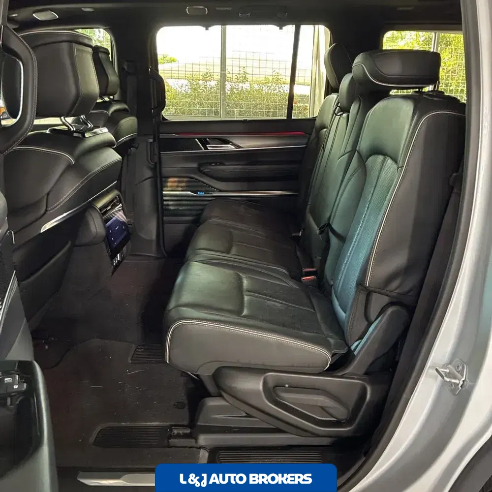 2022 Jeep Grand Wagoneer Obsidian