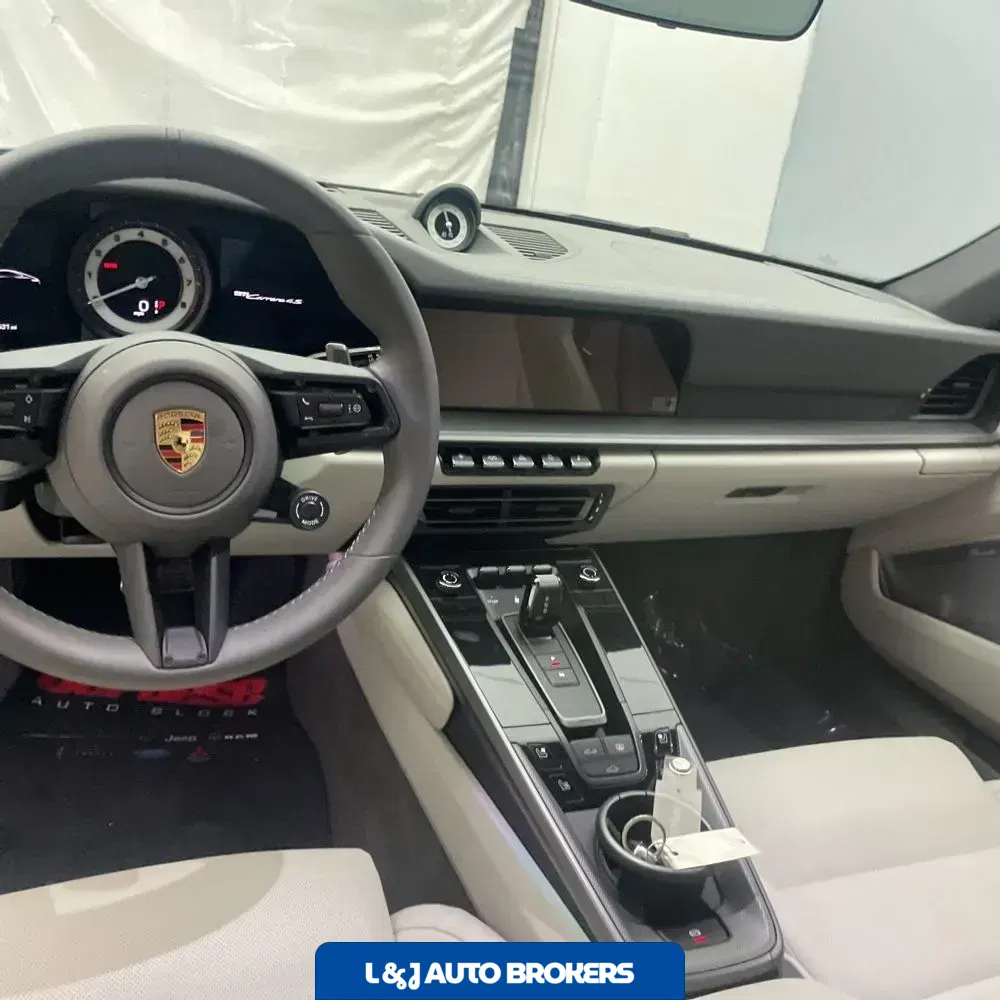 2024 Porsche 911 Carrera 4S