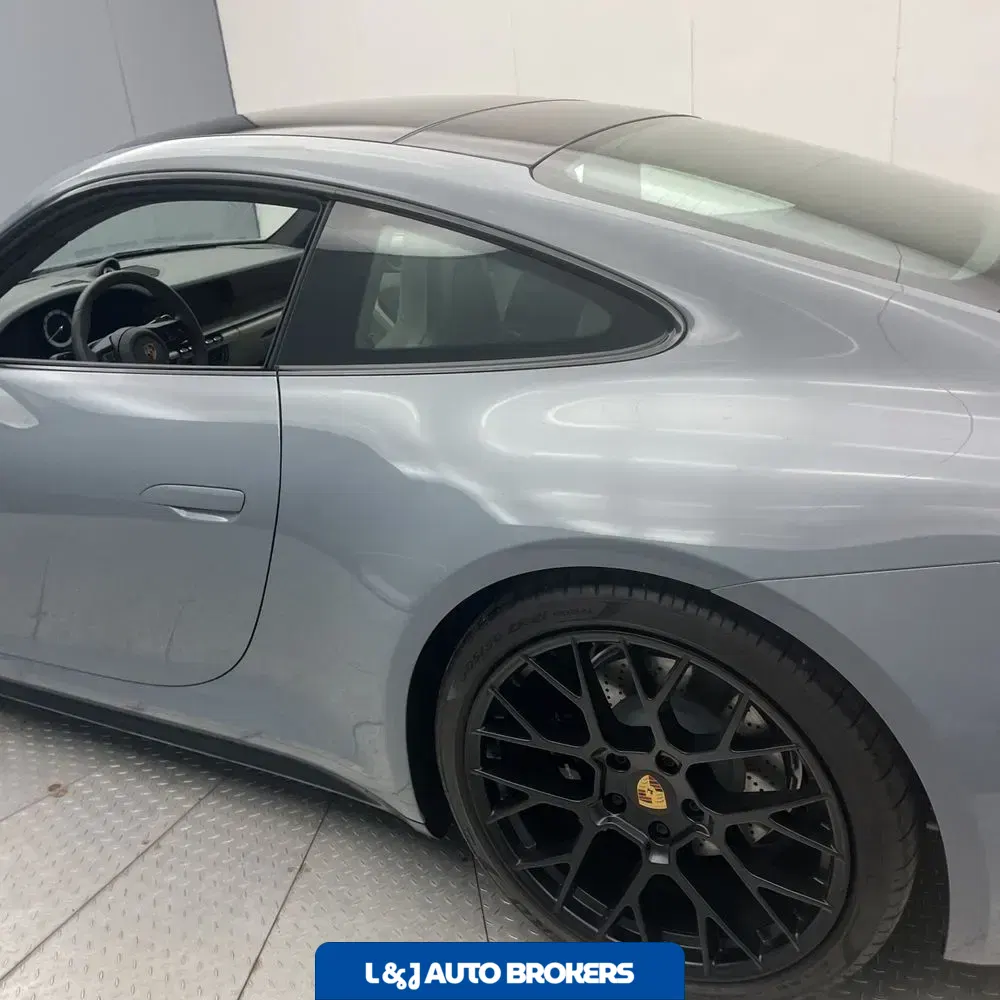 2024 Porsche 911 Carrera 4S