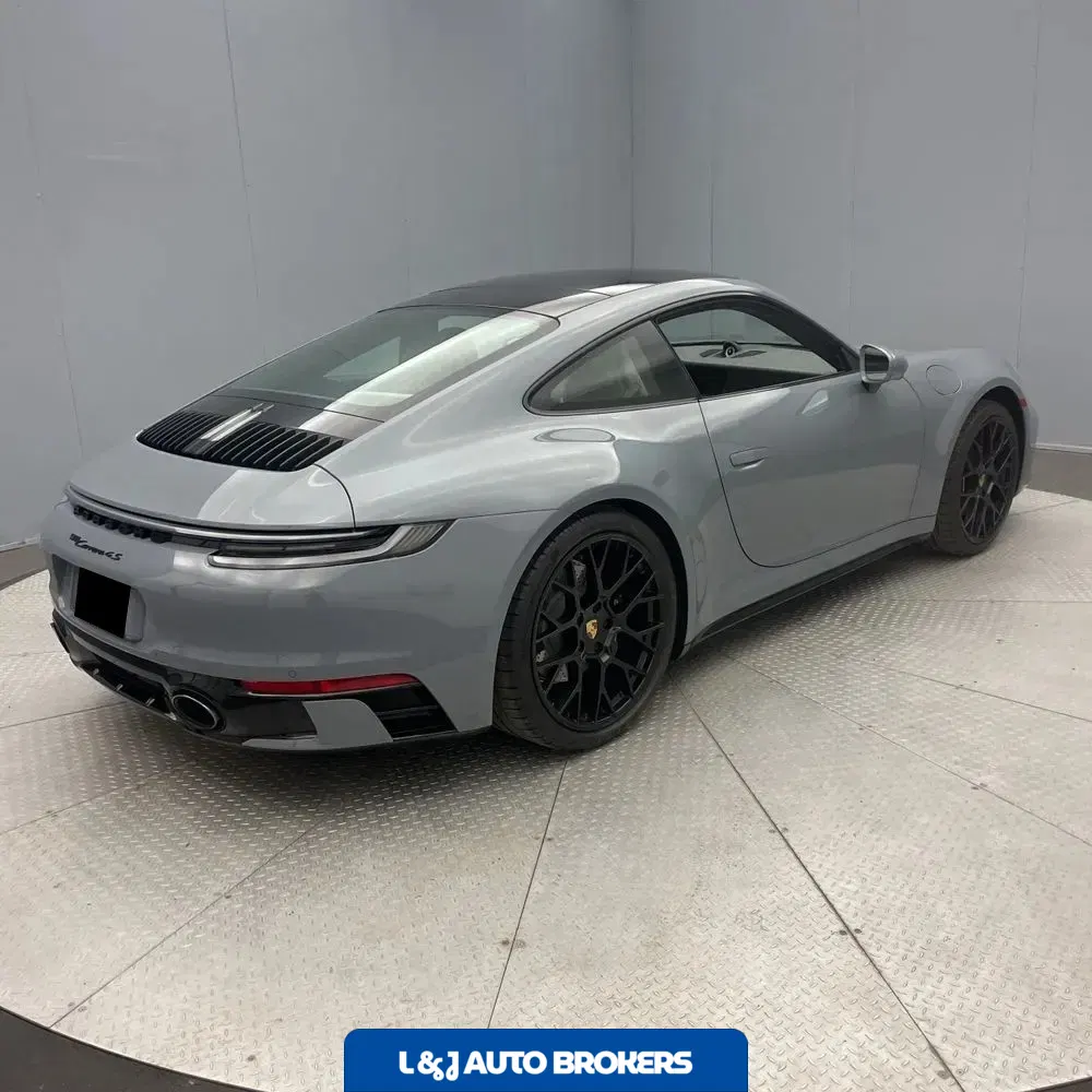 2024 Porsche 911 Carrera 4S