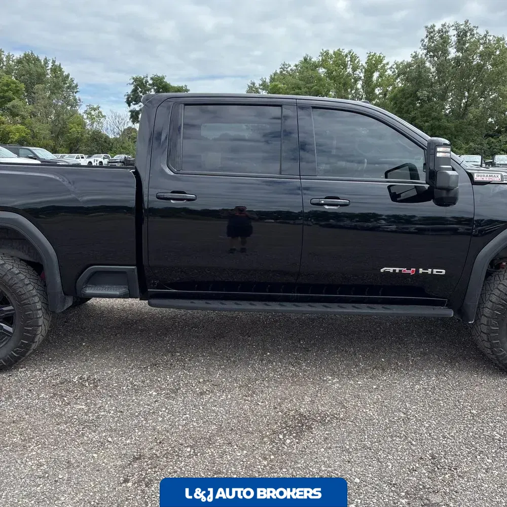 2024 GMC Sierra 3500 AT4