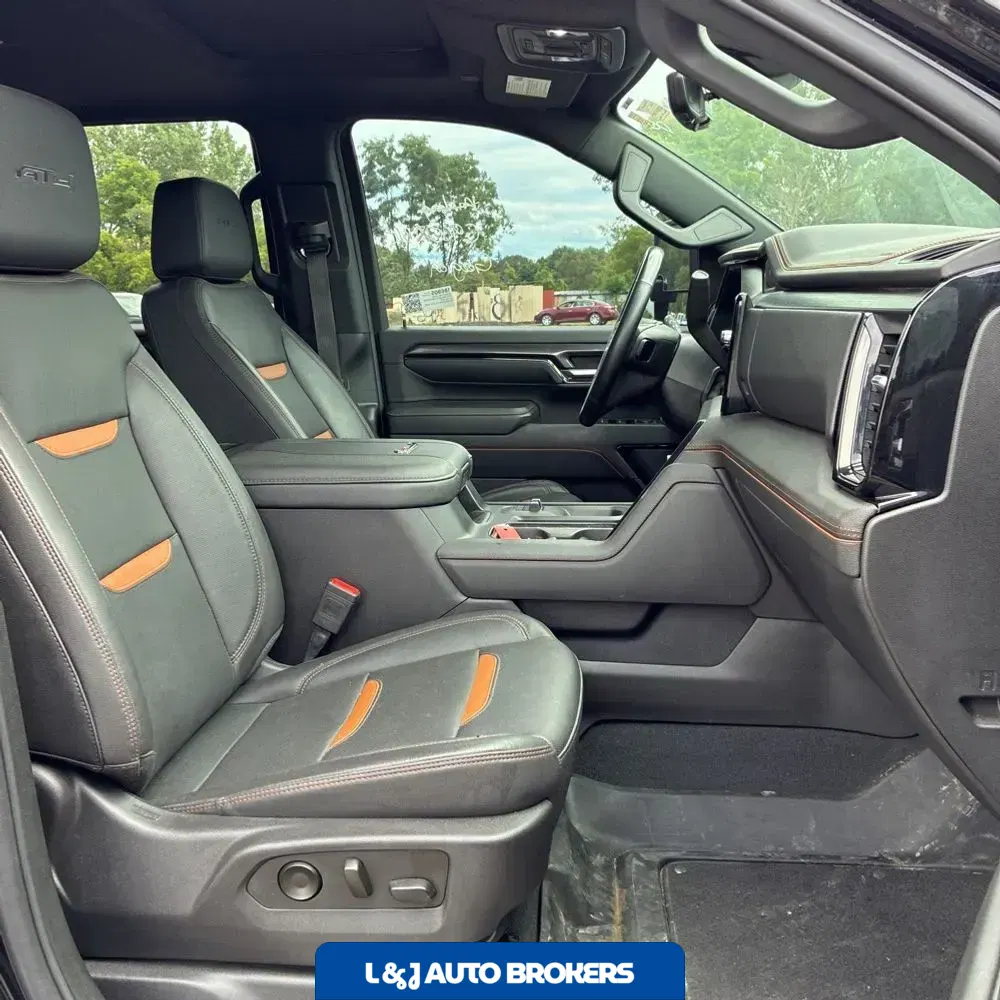 2024 GMC Sierra 3500 AT4