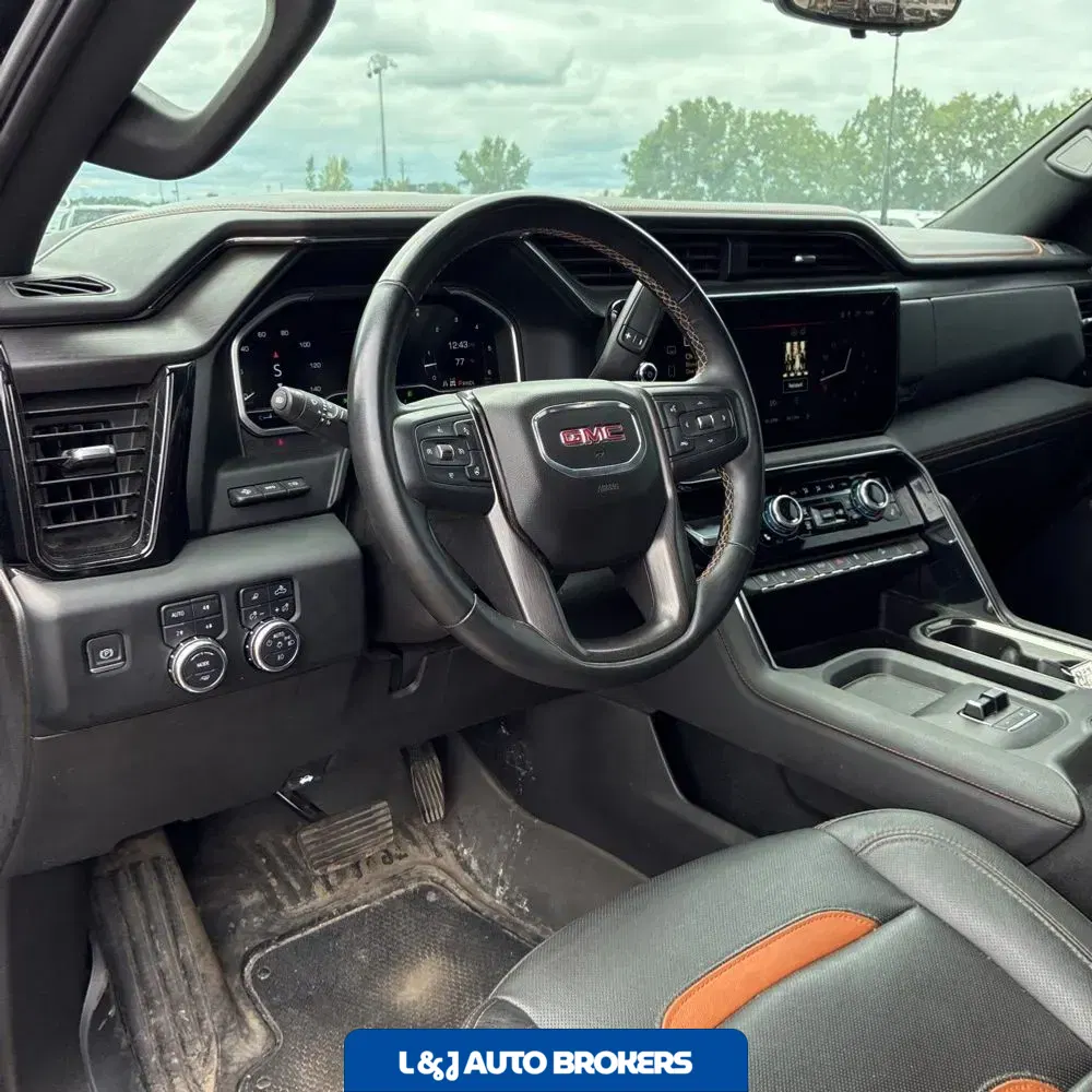 2024 GMC Sierra 3500 AT4