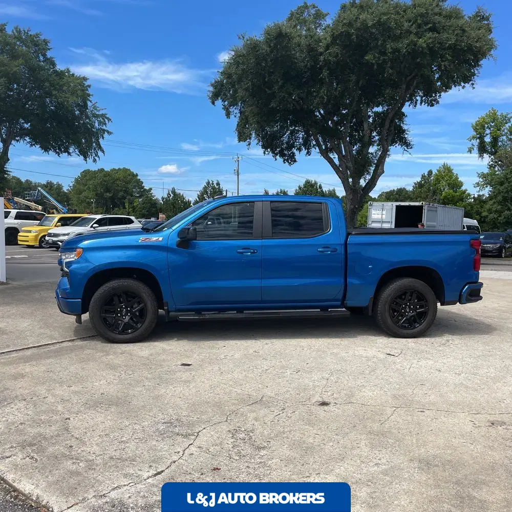 2024 Chevrolet Silverado 1500 RST