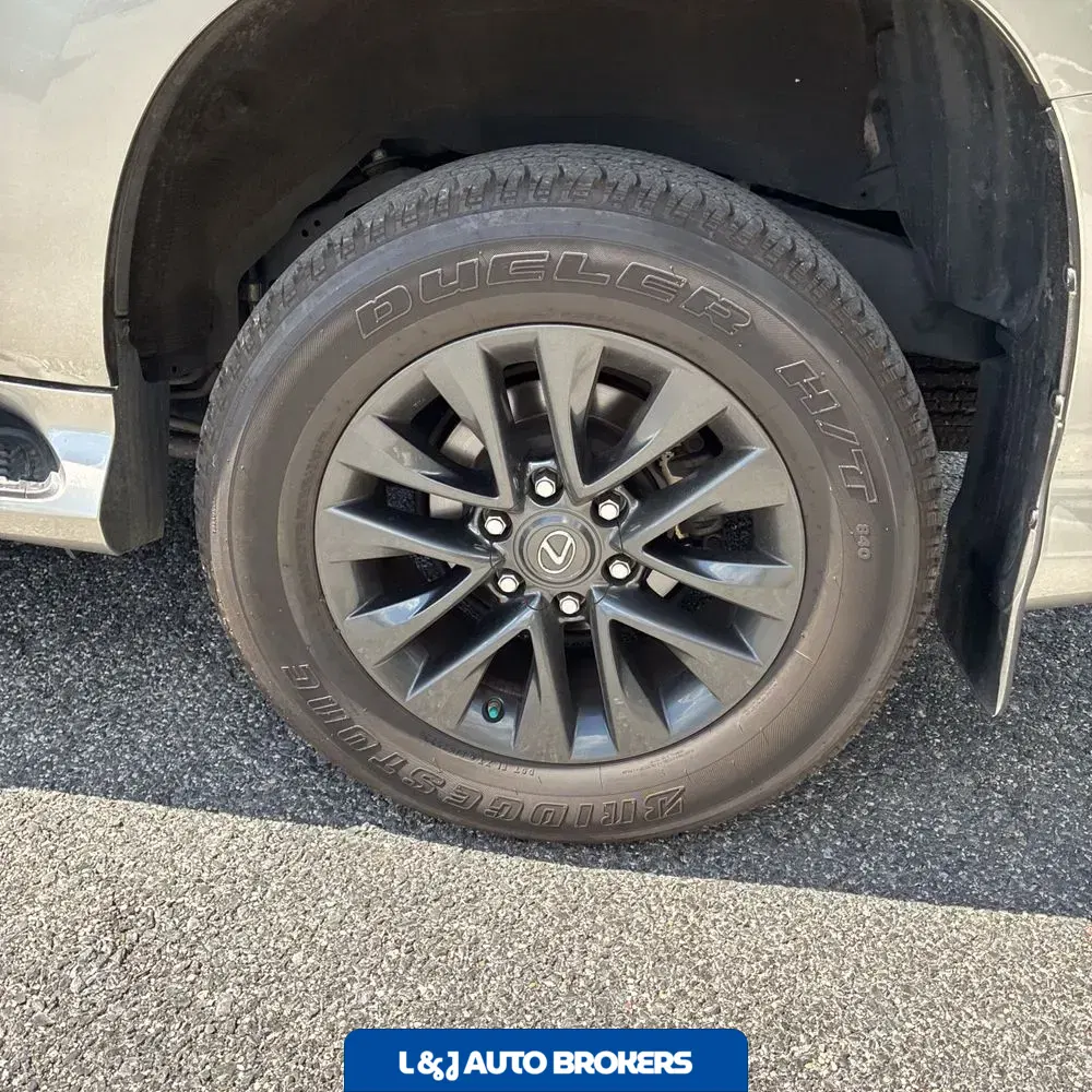 2023 Lexus GX 460 Base