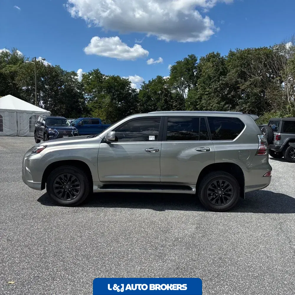 2023 Lexus GX 460 Base
