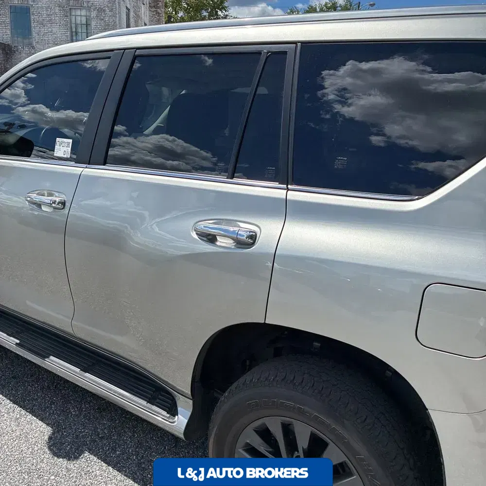 2023 Lexus GX 460 Base