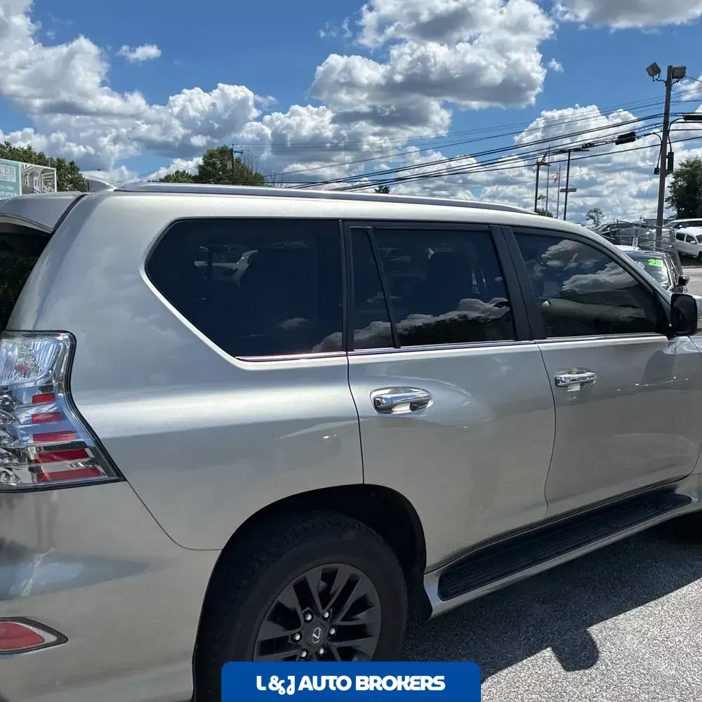 2023 Lexus GX 460 Base