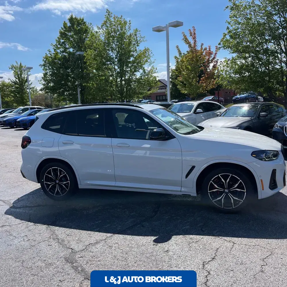 2024 BMW X3 M40i