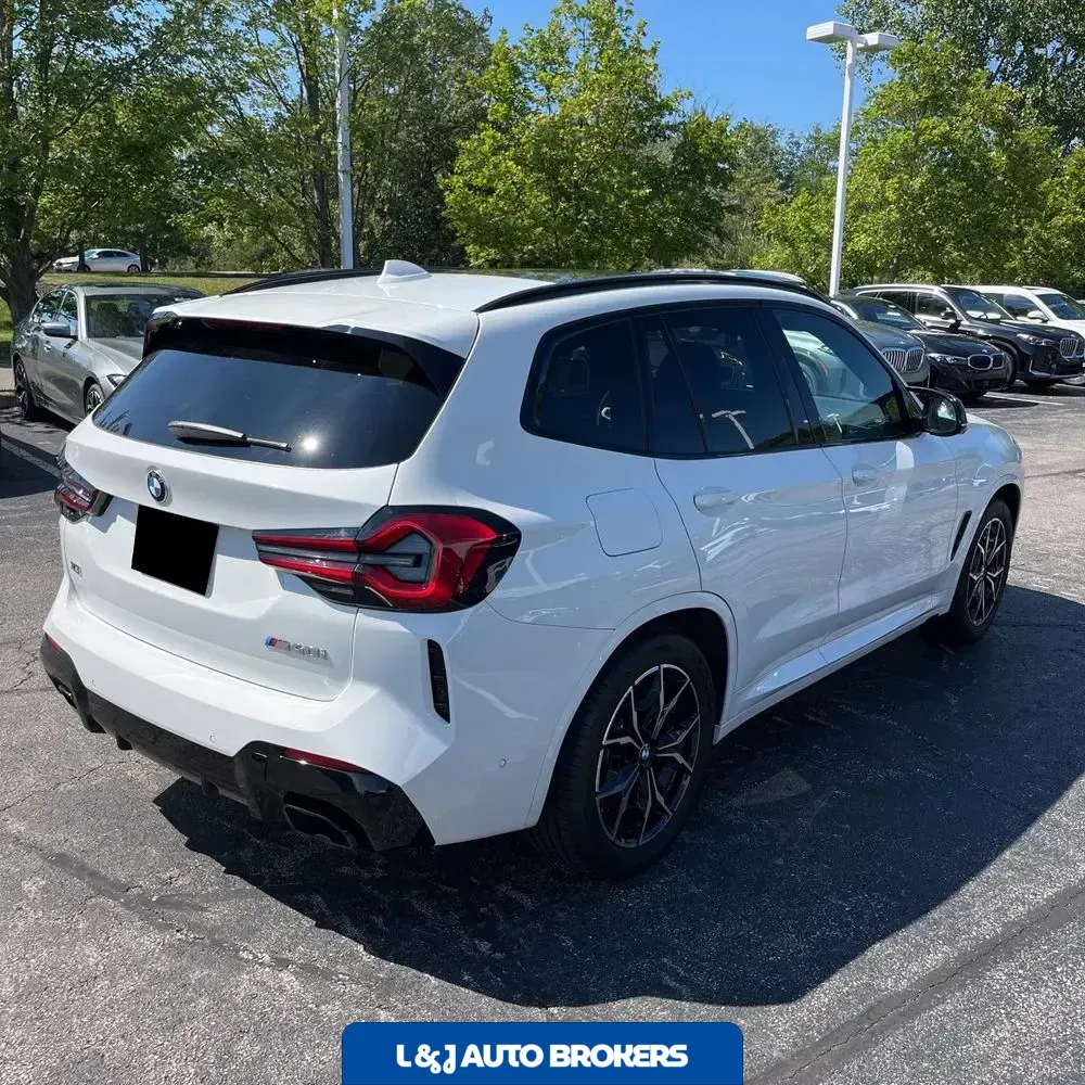 2024 BMW X3 M40i