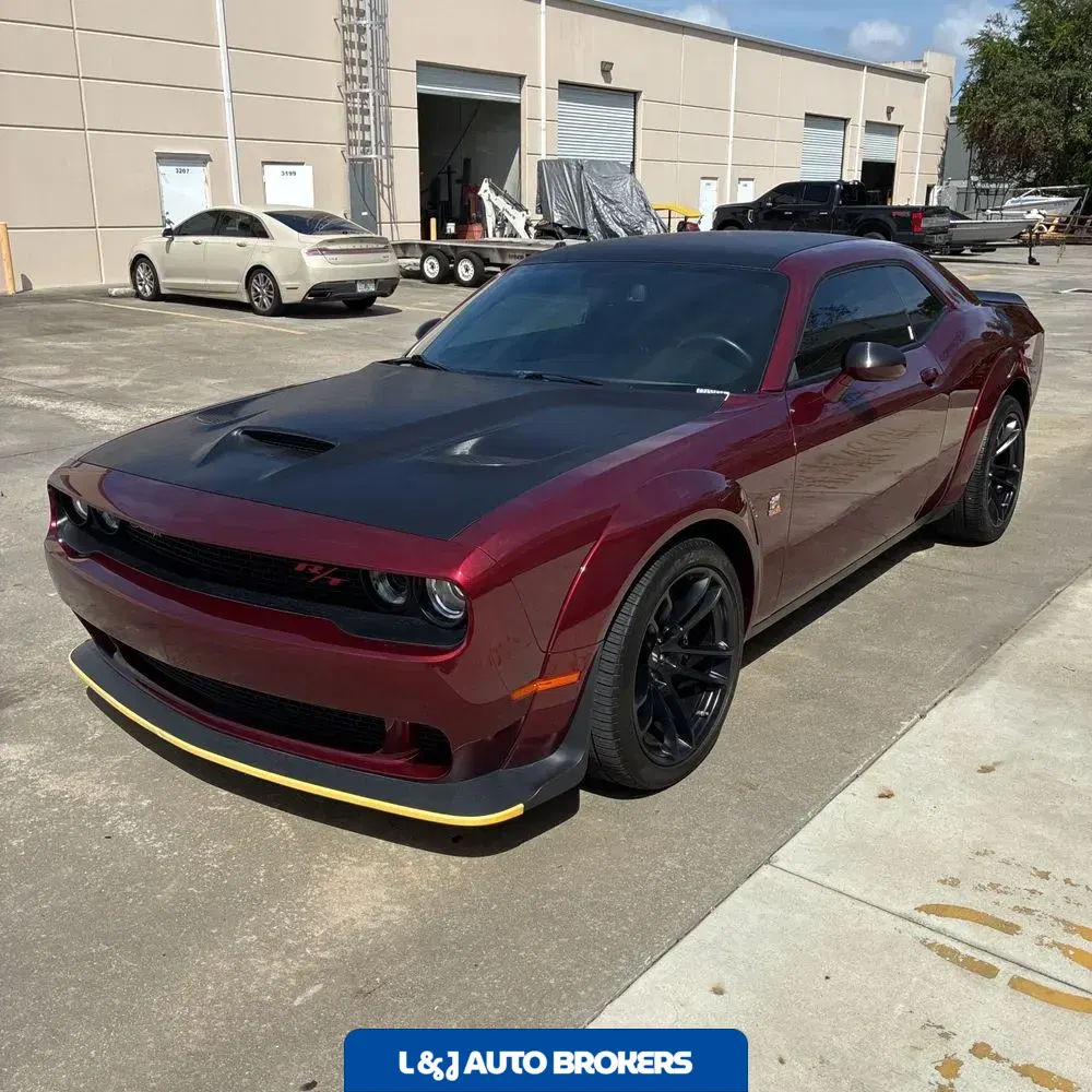 2023 Dodge Challenger R/T SCAT PACK