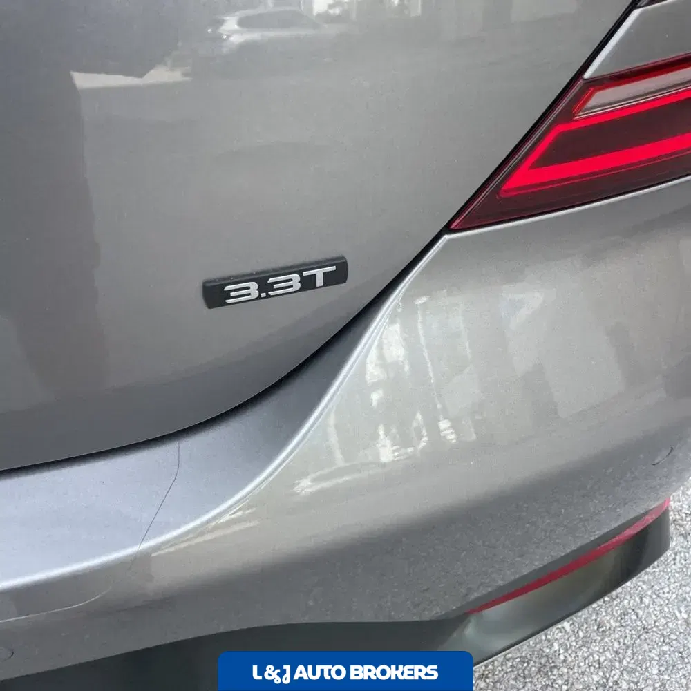 2025 Genesis G70 3.3T Sport Prestige