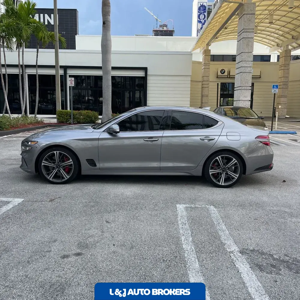 2025 Genesis G70 3.3T Sport Prestige