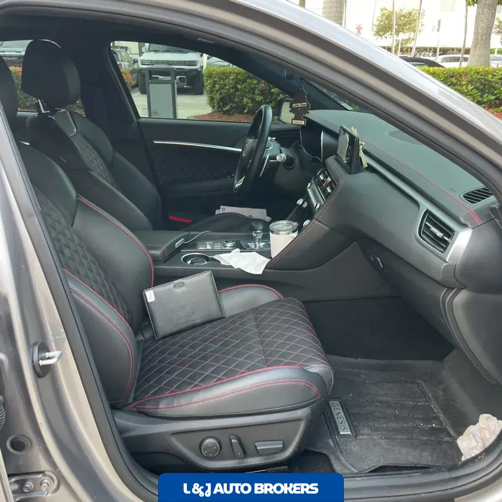 2025 Genesis G70 3.3T Sport Prestige