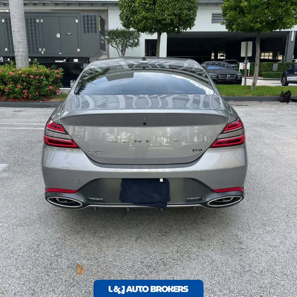 2025 Genesis G70 3.3T Sport Prestige
