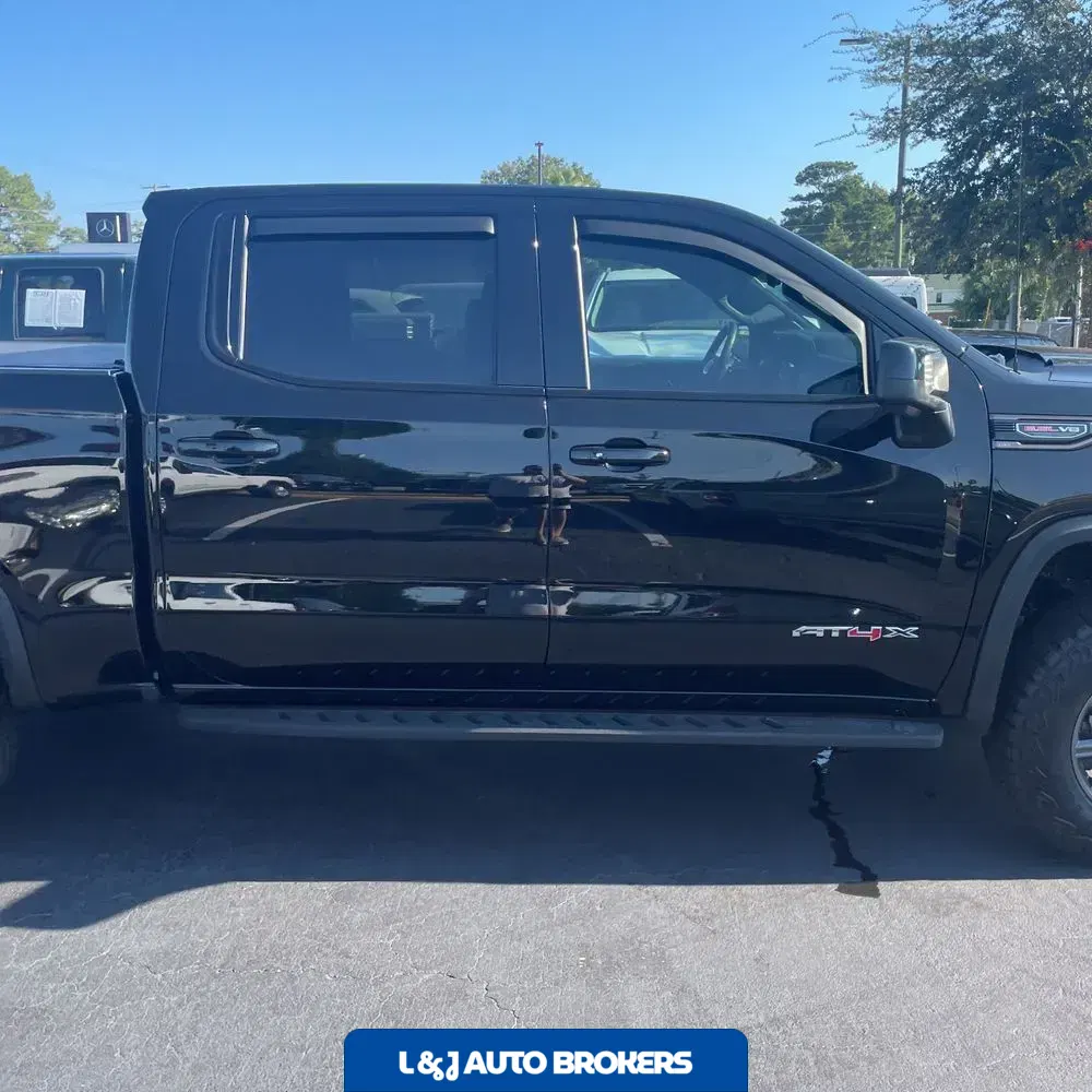 2024 GMC Sierra 1500 AT4X